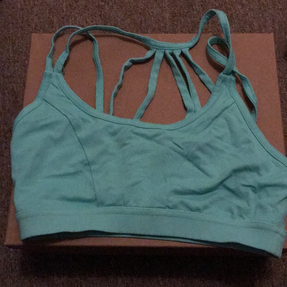 Sports bra
